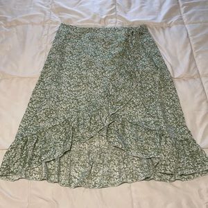 NWOT Shein skirt
